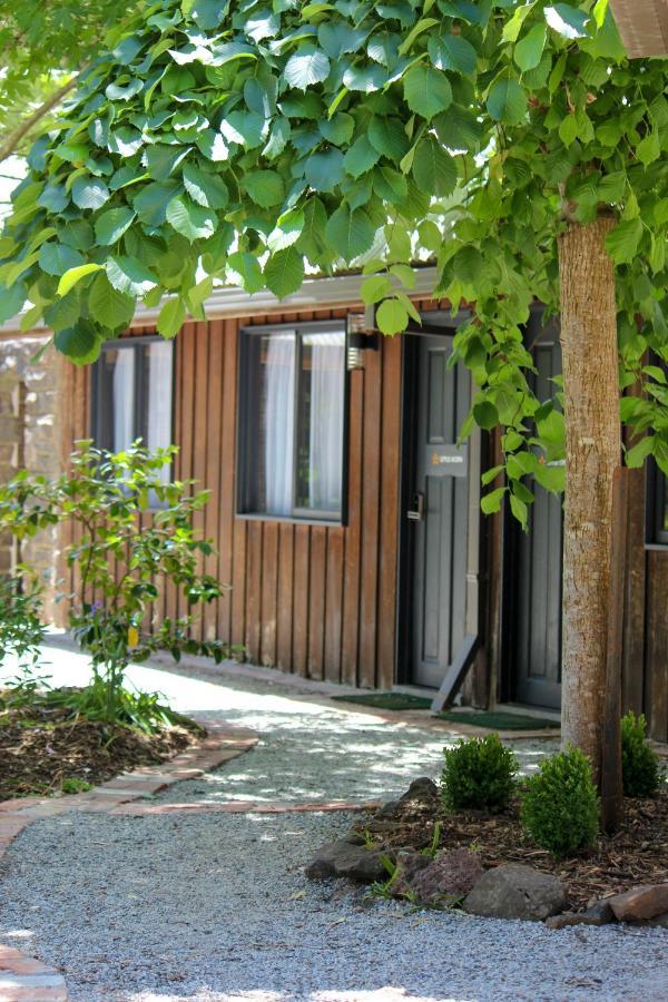 Emerald Star Cottages 외부 사진